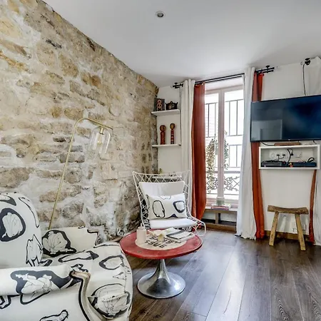 Le Boudoir - Montmartre - Proche Moulin Rouge * Paris